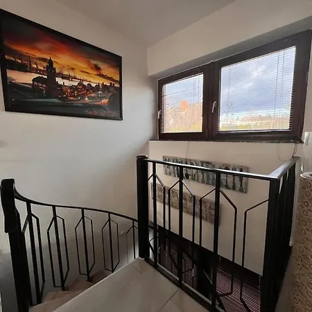 Exclusive Maisonette 90qm Parkplatz Balkon Citynah Apartmán *