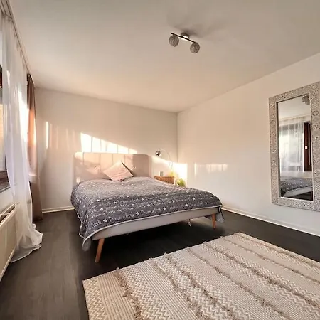 Exclusive Maisonette 90qm Parkplatz Balkon Citynah Apartmán
