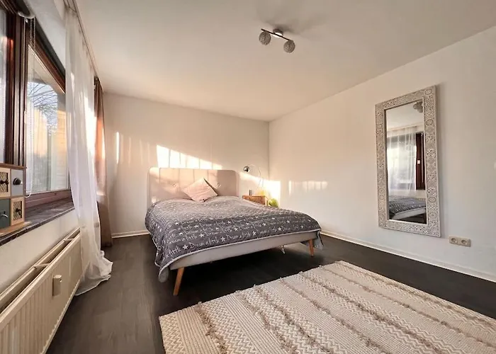 Exclusive Maisonette 90qm Parkplatz Balkon Citynah アパート