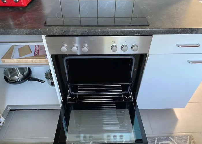 Exclusive Maisonette 90qm Parkplatz Balkon Citynah アパート ゼーフェタール