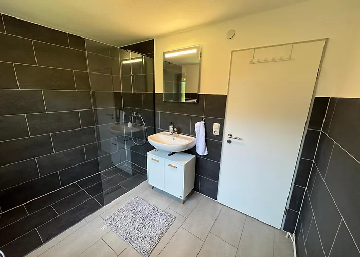 Exclusive Maisonette 90qm Parkplatz Balkon Citynah